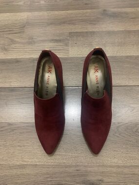 Anne Klein Burgundy Pointed booties